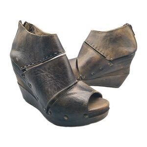 Bed Stu Open Toes shoes brown distressed leather Booties wedge back zip Sz 8